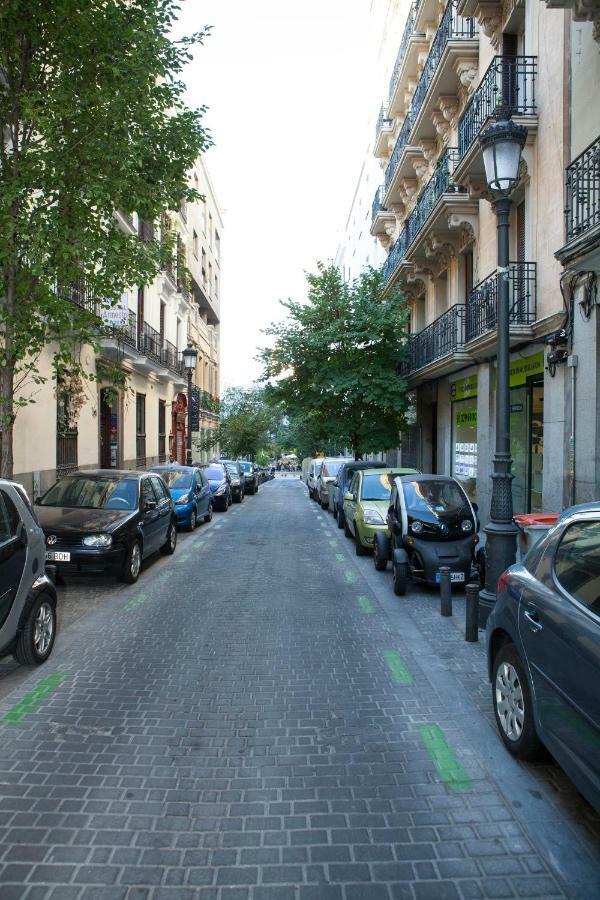 Elegante Piso Junto Al Museo Del Prado Apartment Мадрид Екстериор снимка