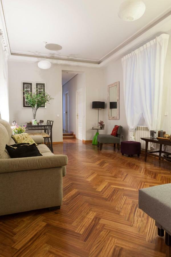 Elegante Piso Junto Al Museo Del Prado Apartment Мадрид Екстериор снимка