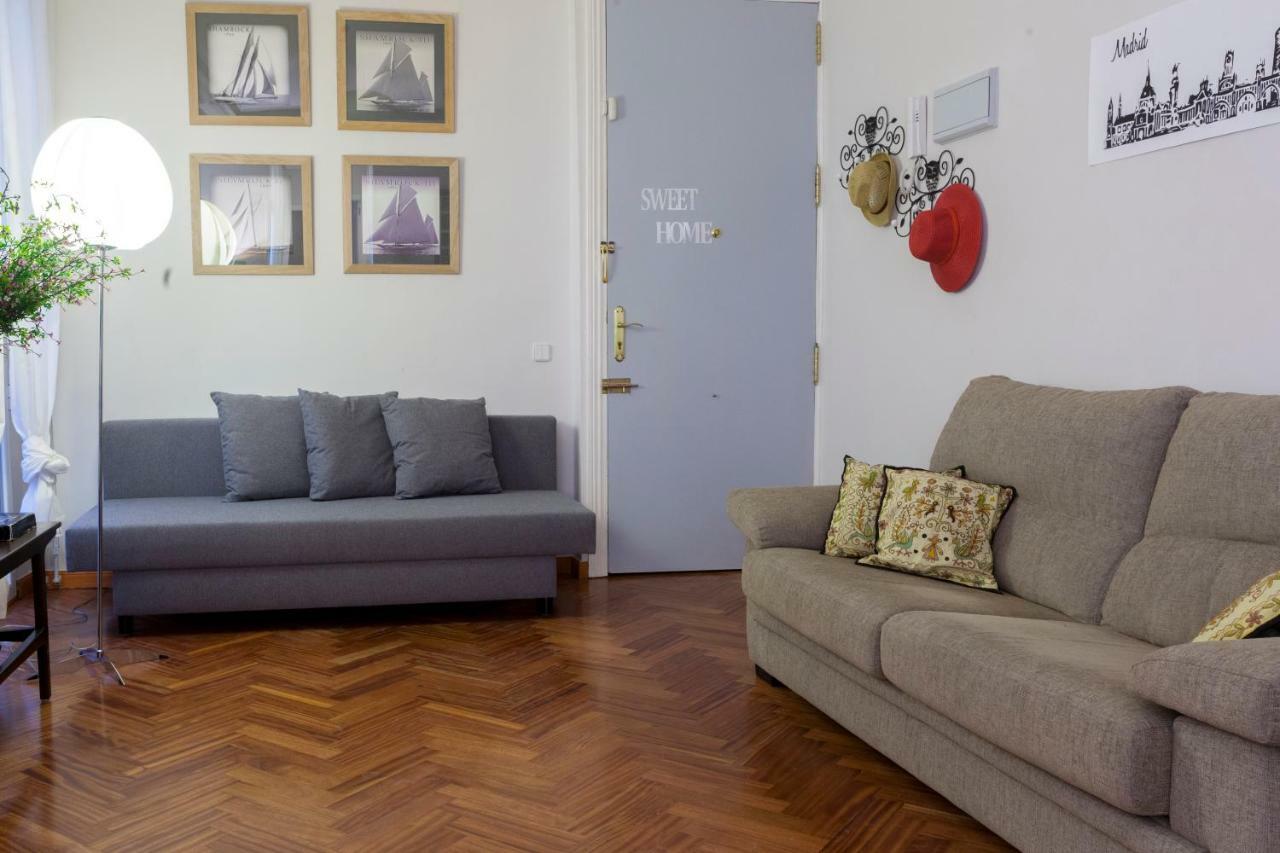 Elegante Piso Junto Al Museo Del Prado Apartment Мадрид Екстериор снимка